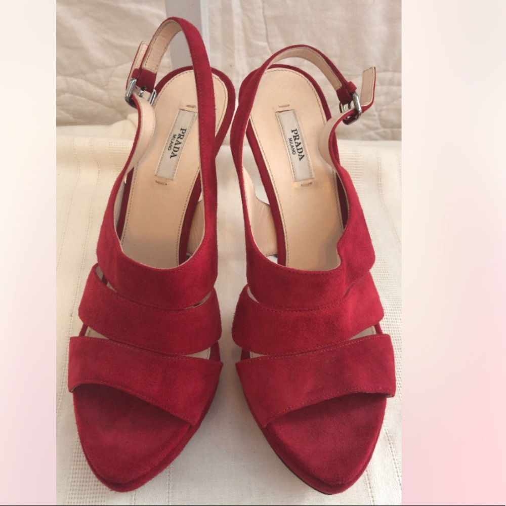 The Devils PRADA REAL SUEDE MADE IN ITALY RED platform SRXYAF PUMPS EUC - Picture 4 of 8